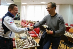На фото партия между А. Ходыревым и В. Терюшковым - закончилась в ничью. Фото - Екатерины Морозовой